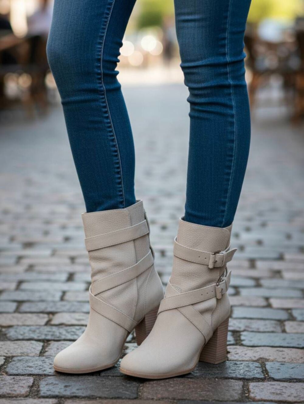 KATE SPADE Lexy Grey Leather Heeled Boot Size 7.5M